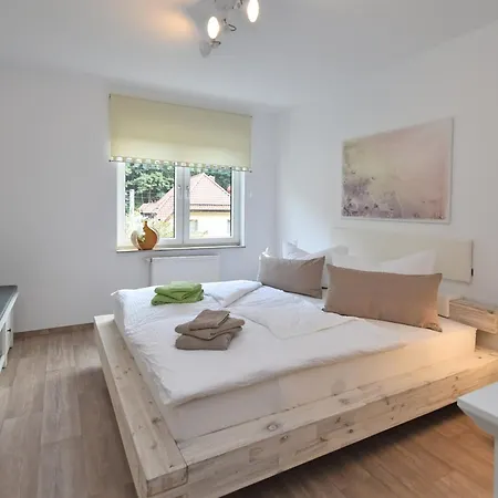 Relaxing Escape With Terrace, Cleaning Included Σενμπρούν