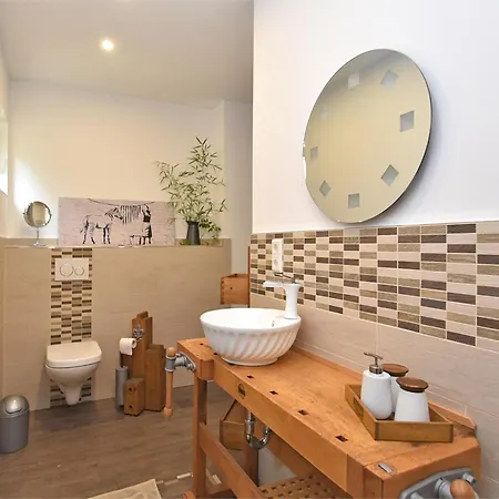 Διαμέρισμα Relaxing Escape With Terrace, Cleaning Included Σενμπρούν
