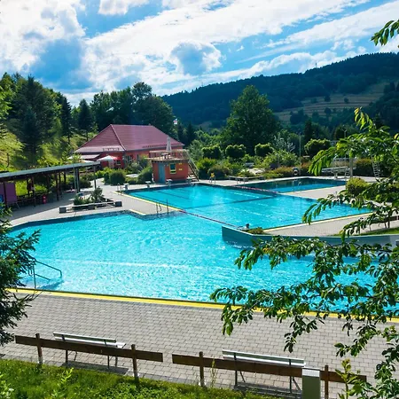 Relaxing Escape With Terrace, Cleaning Included *
